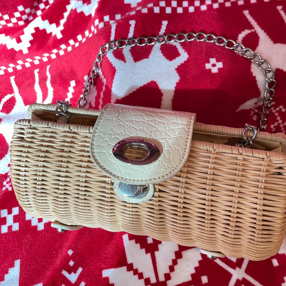 Wicker Handbag - image 3
